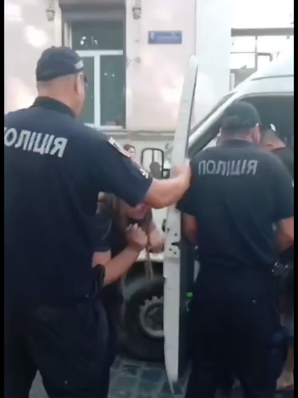 @Marek Kwiatkowski