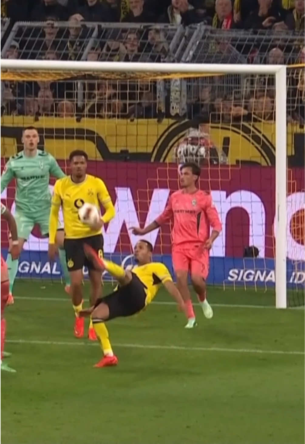 @Bundesliga