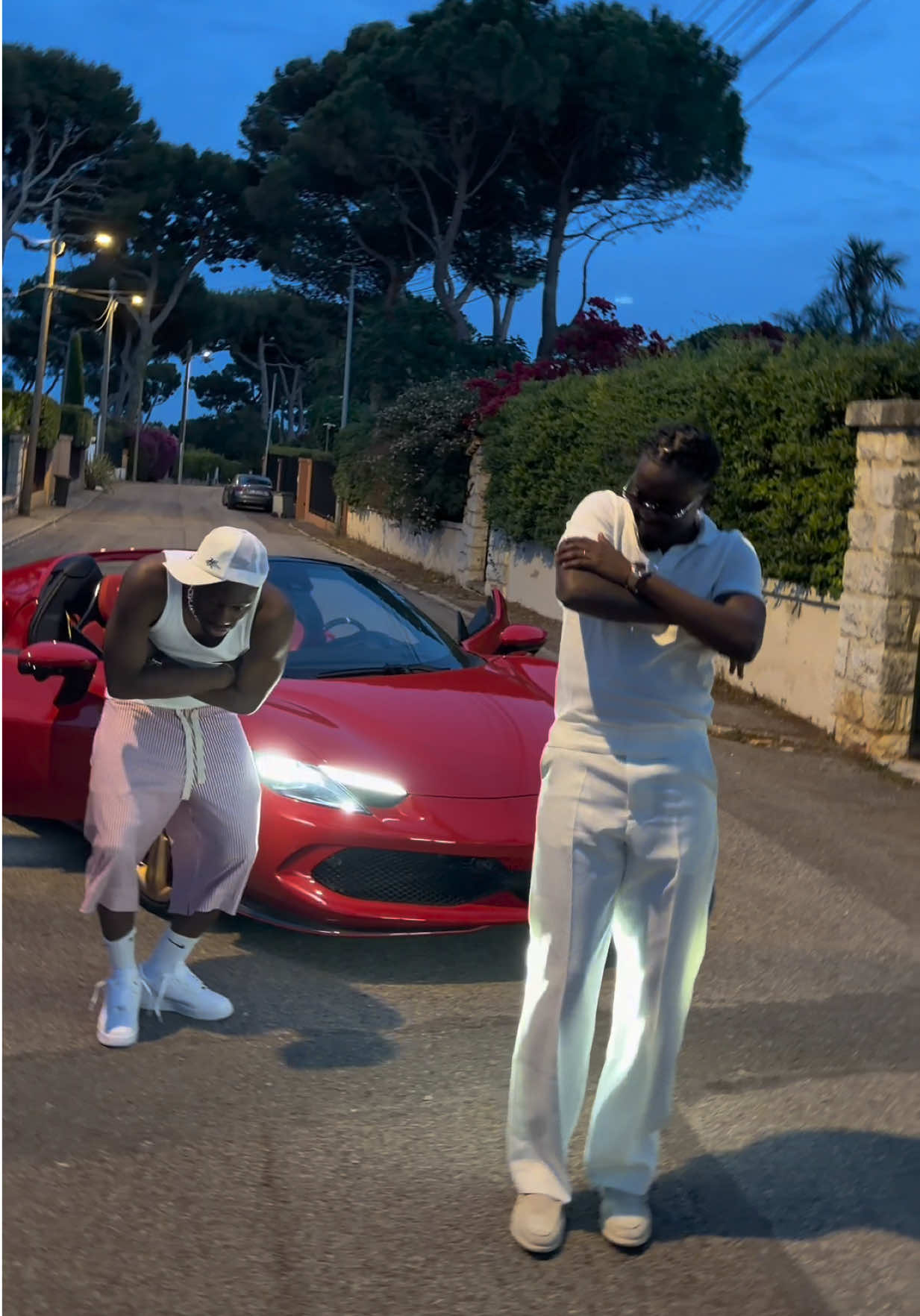 @Guy2Bezbarofficial