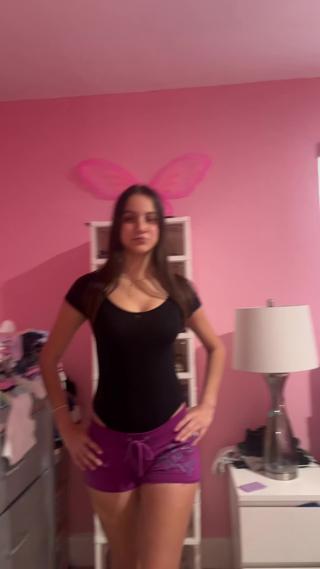 @Ani 🦋✨