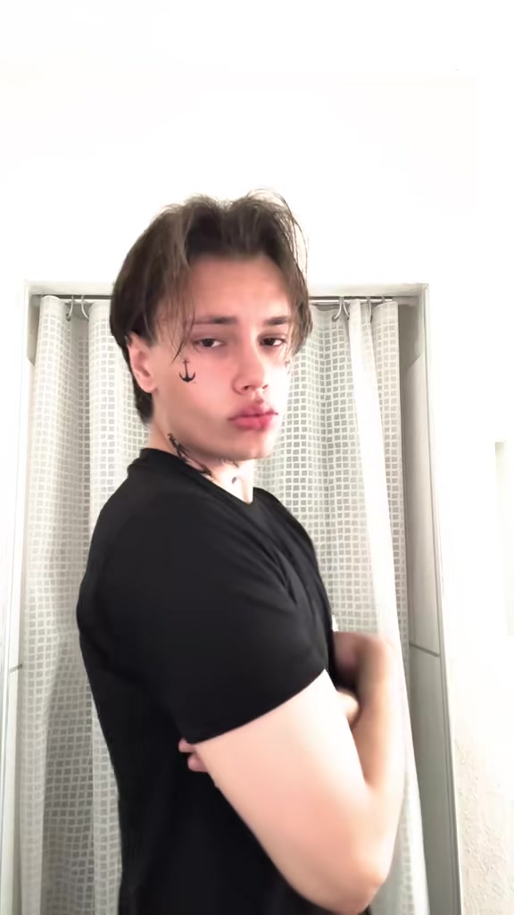 @itsmilianofficial