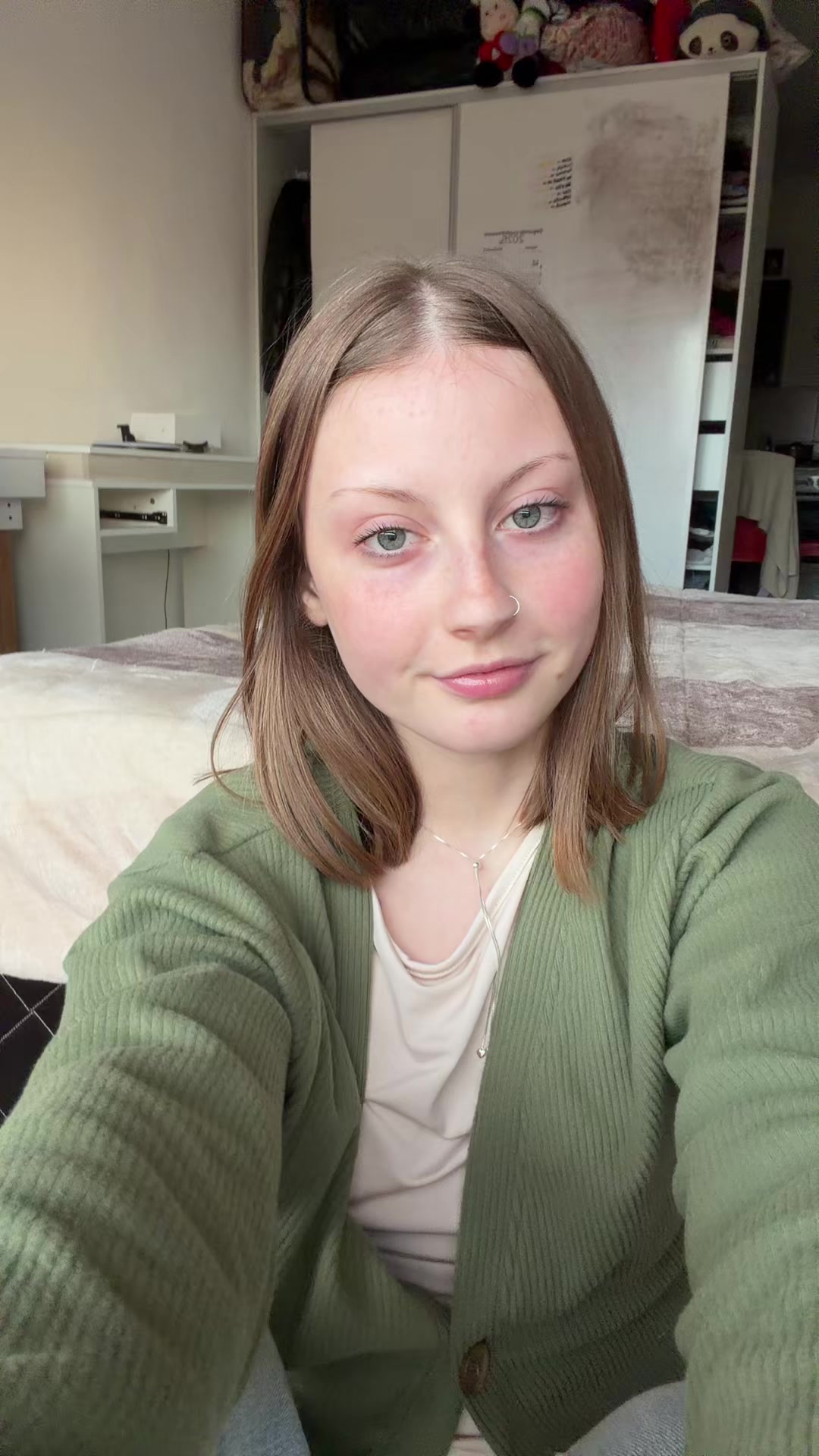 @abru