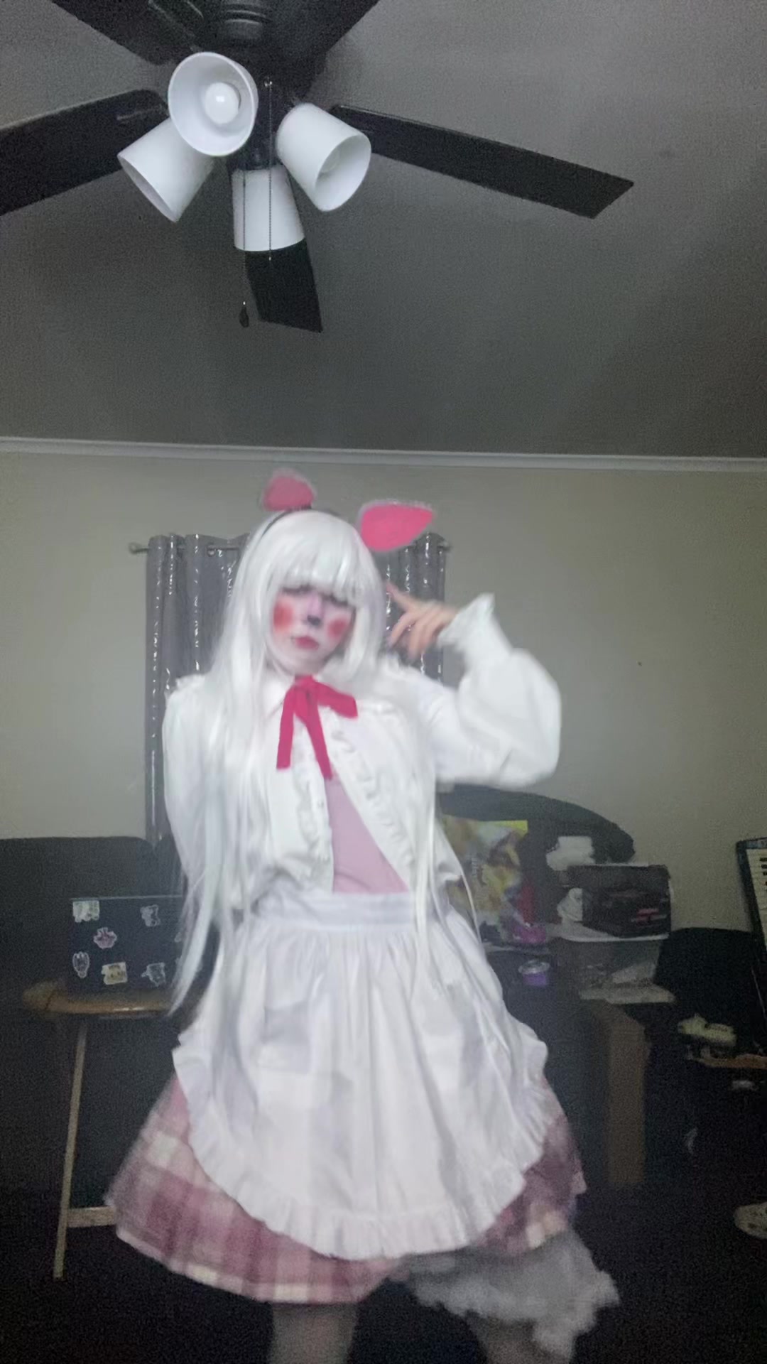@クロエ ^>^