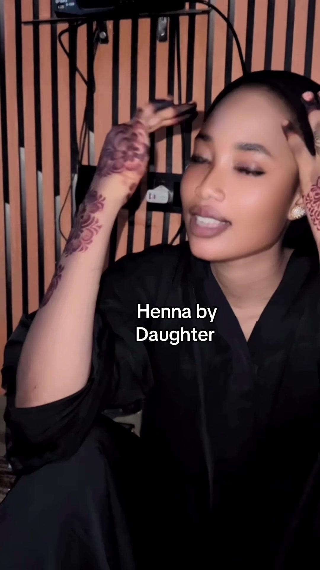 @hennabydaughter2