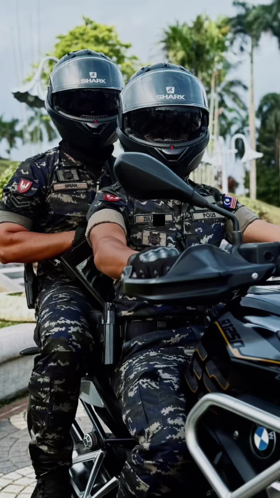 @Kelajuan Cahaya II