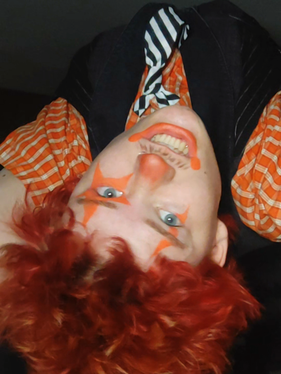 @T🤡