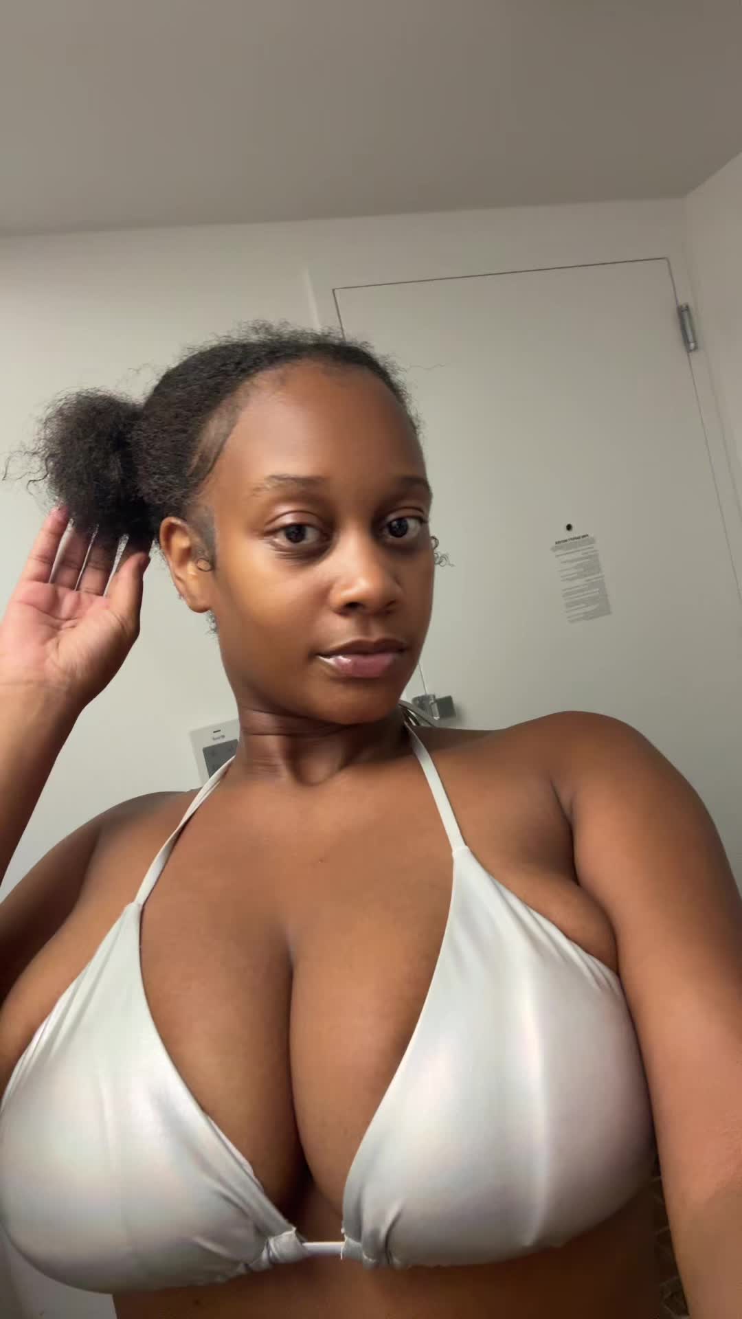 @Juliee