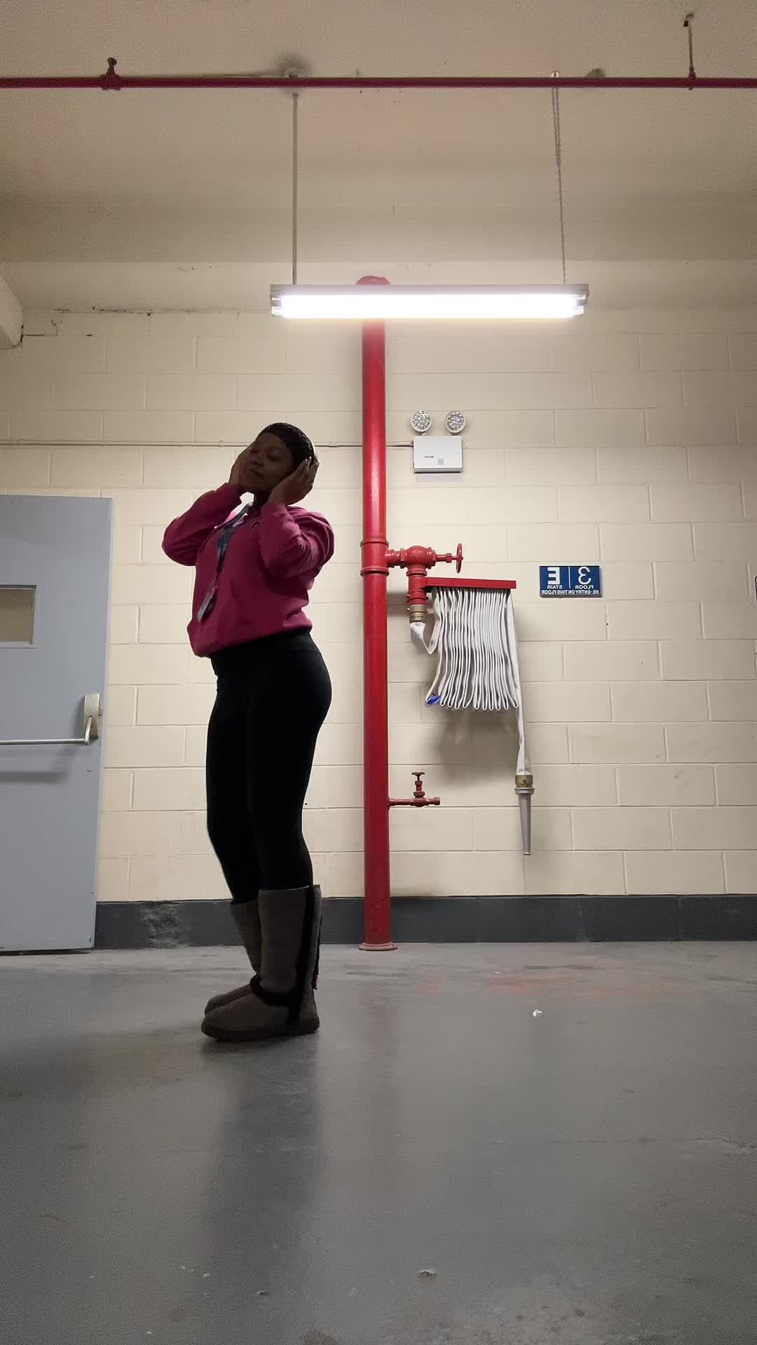 @desdabaddie