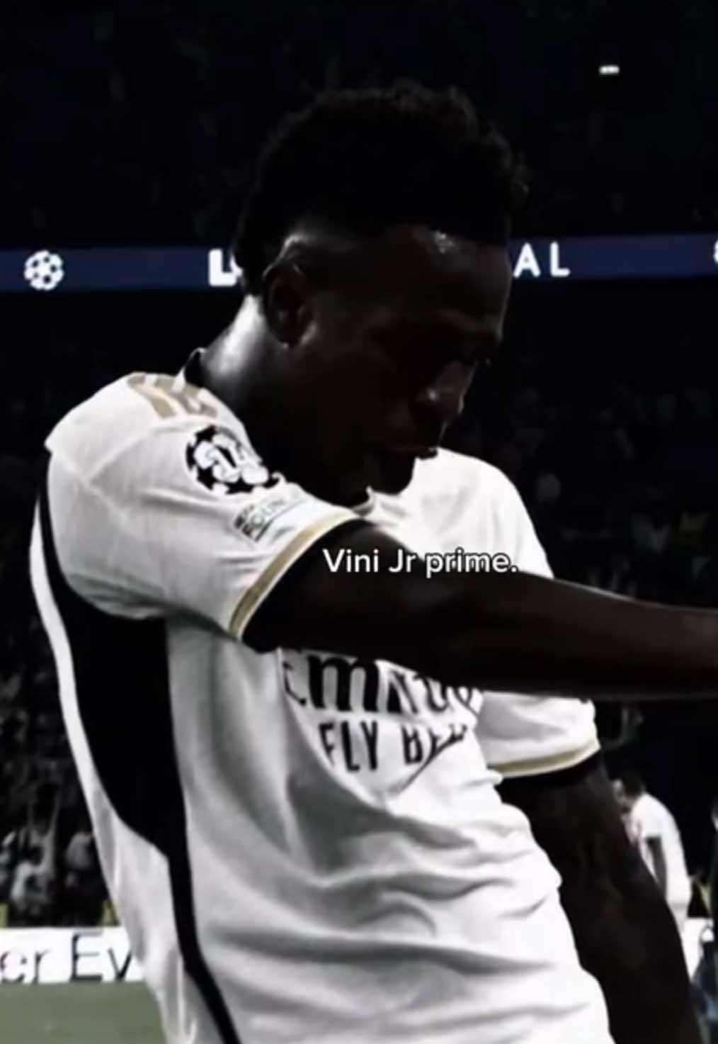 @๐ธ๐.futbol