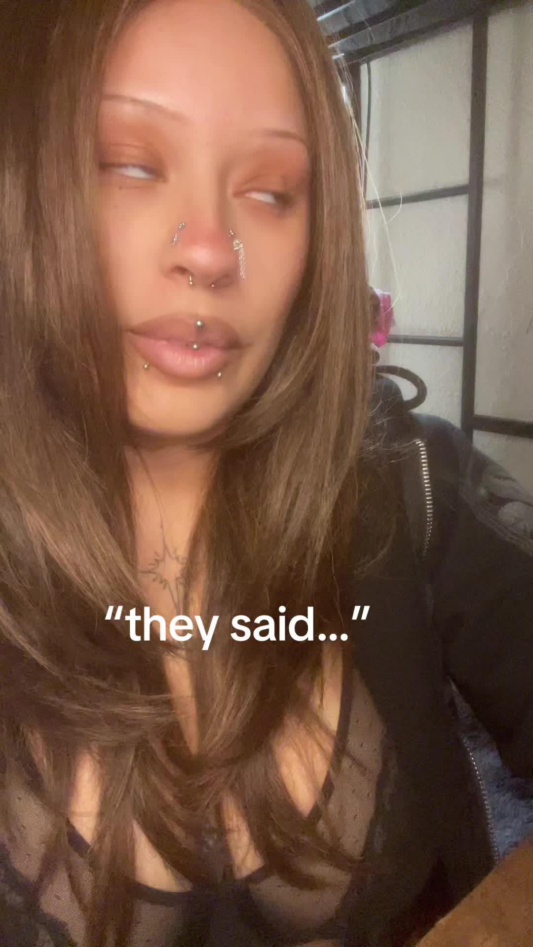 @astoldbymacyra