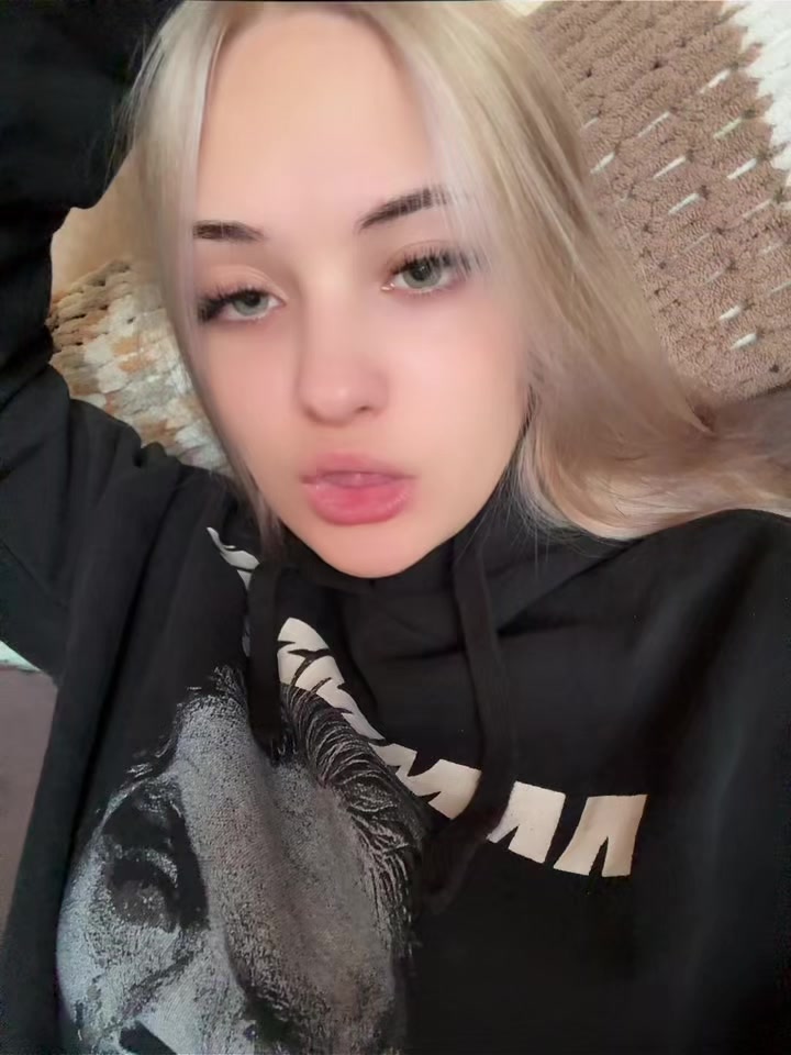 @Алёнк