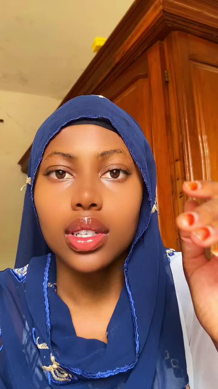 @Fille curieuse 🧐