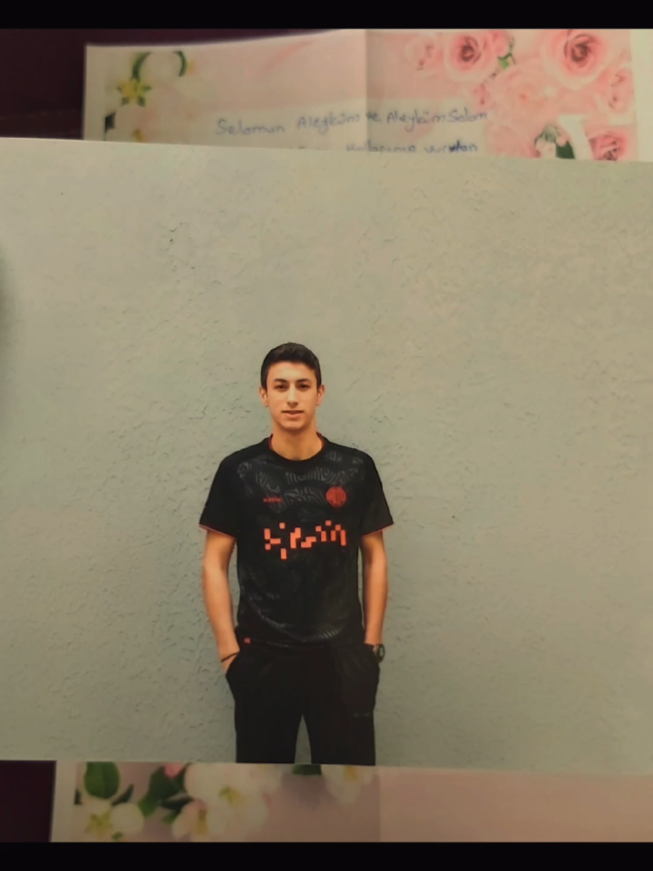@Kader &Ccedil;i&ccedil;ek&ccedil;i