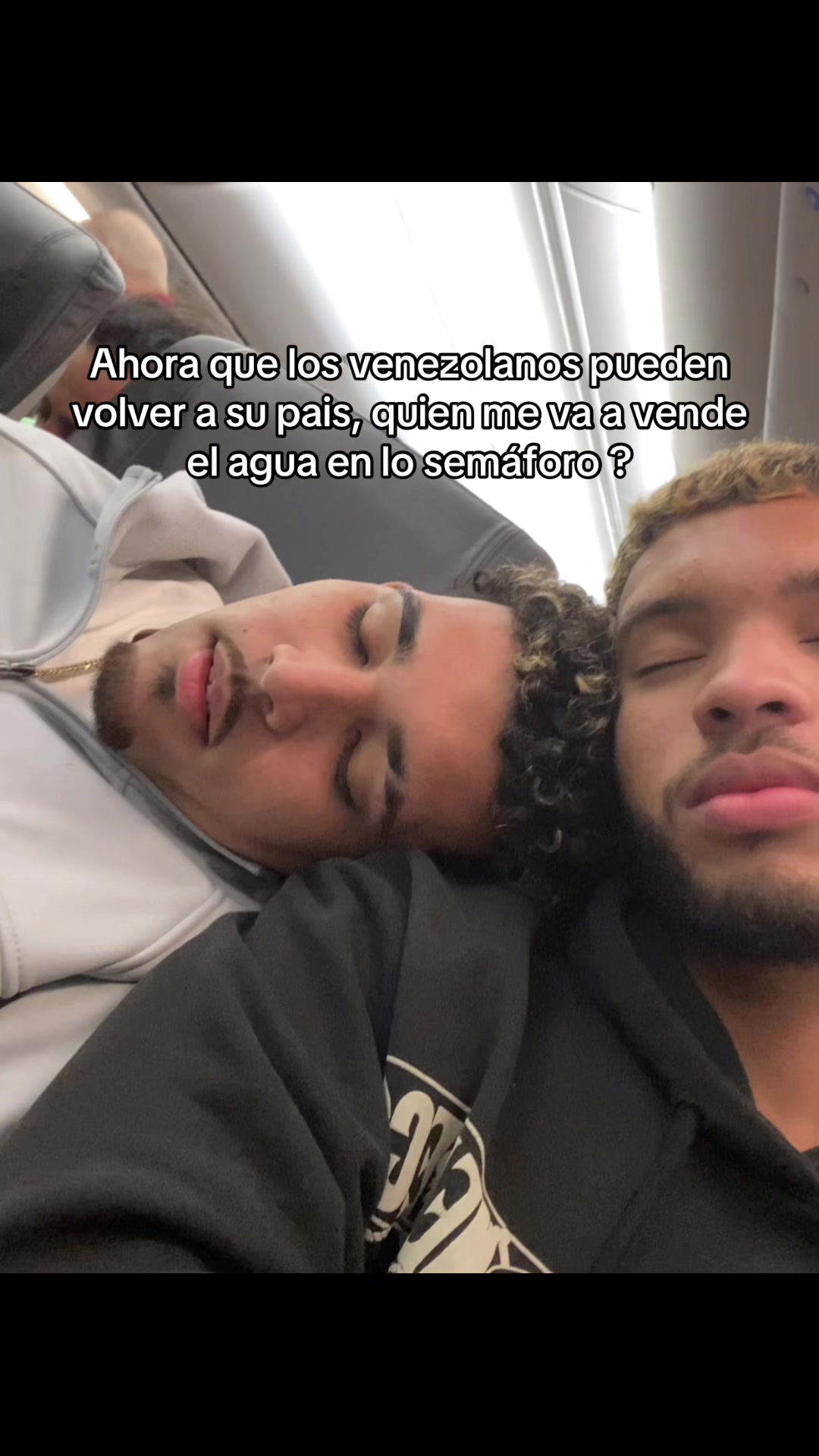 @UzuuST