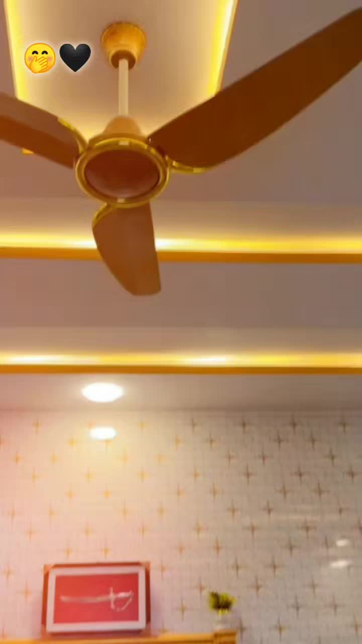 @𝓢𝓪𝓭𝓪𝓺𝓪𝓽𝓪𝓯𝓰𝓱𝓪𝓷 ❤