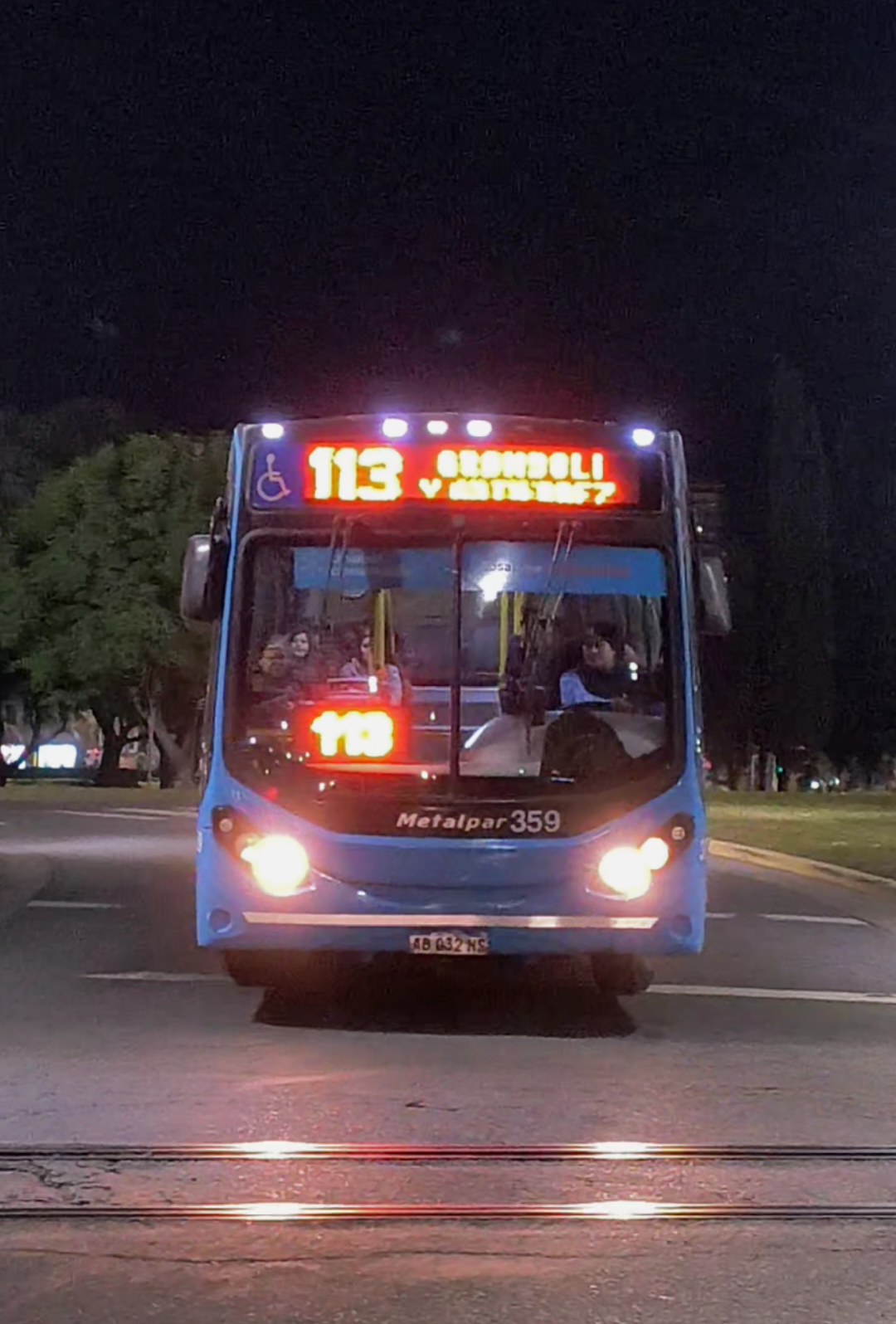 @el de un poco de bondi