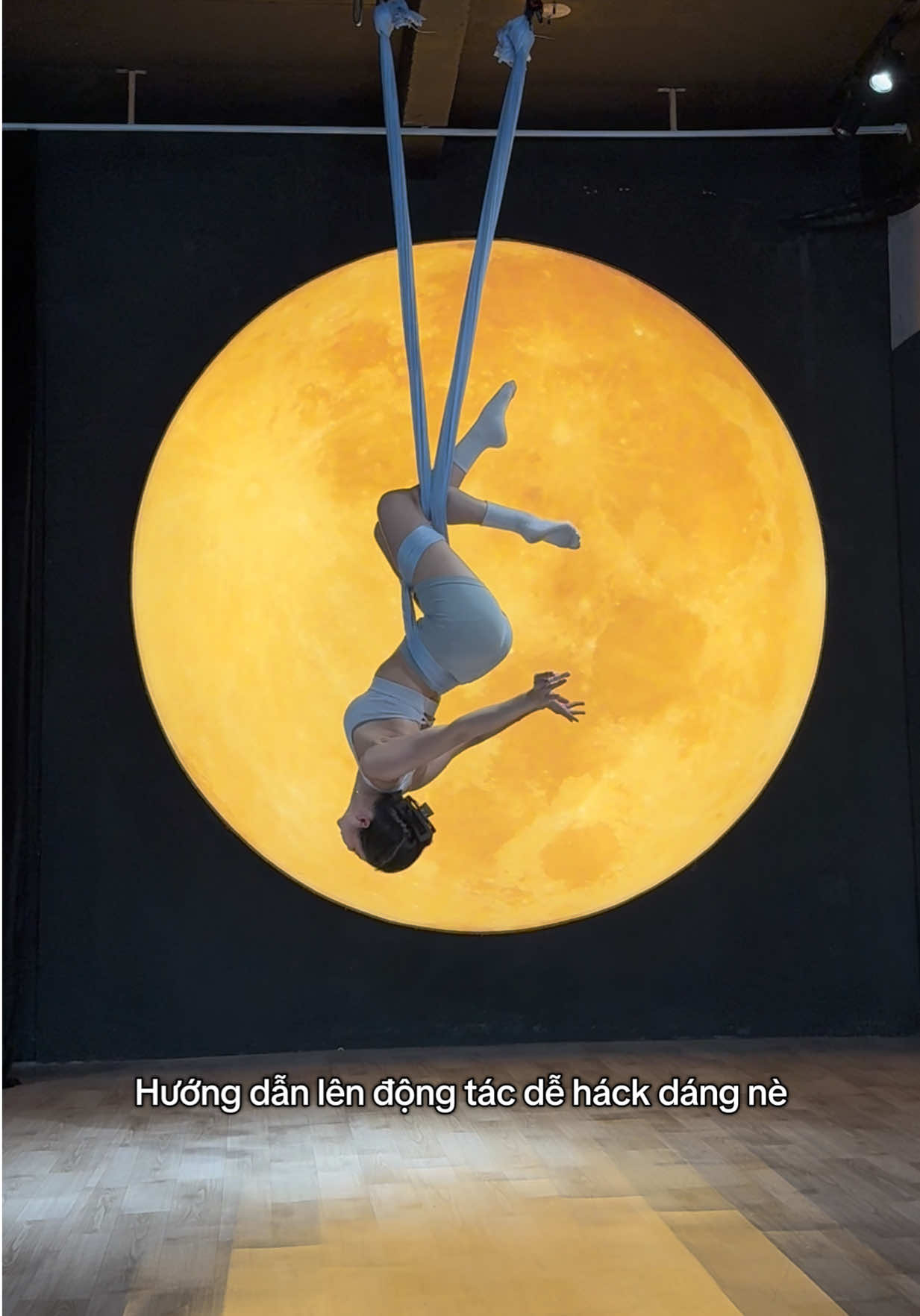 @rou_aerialyogastudio