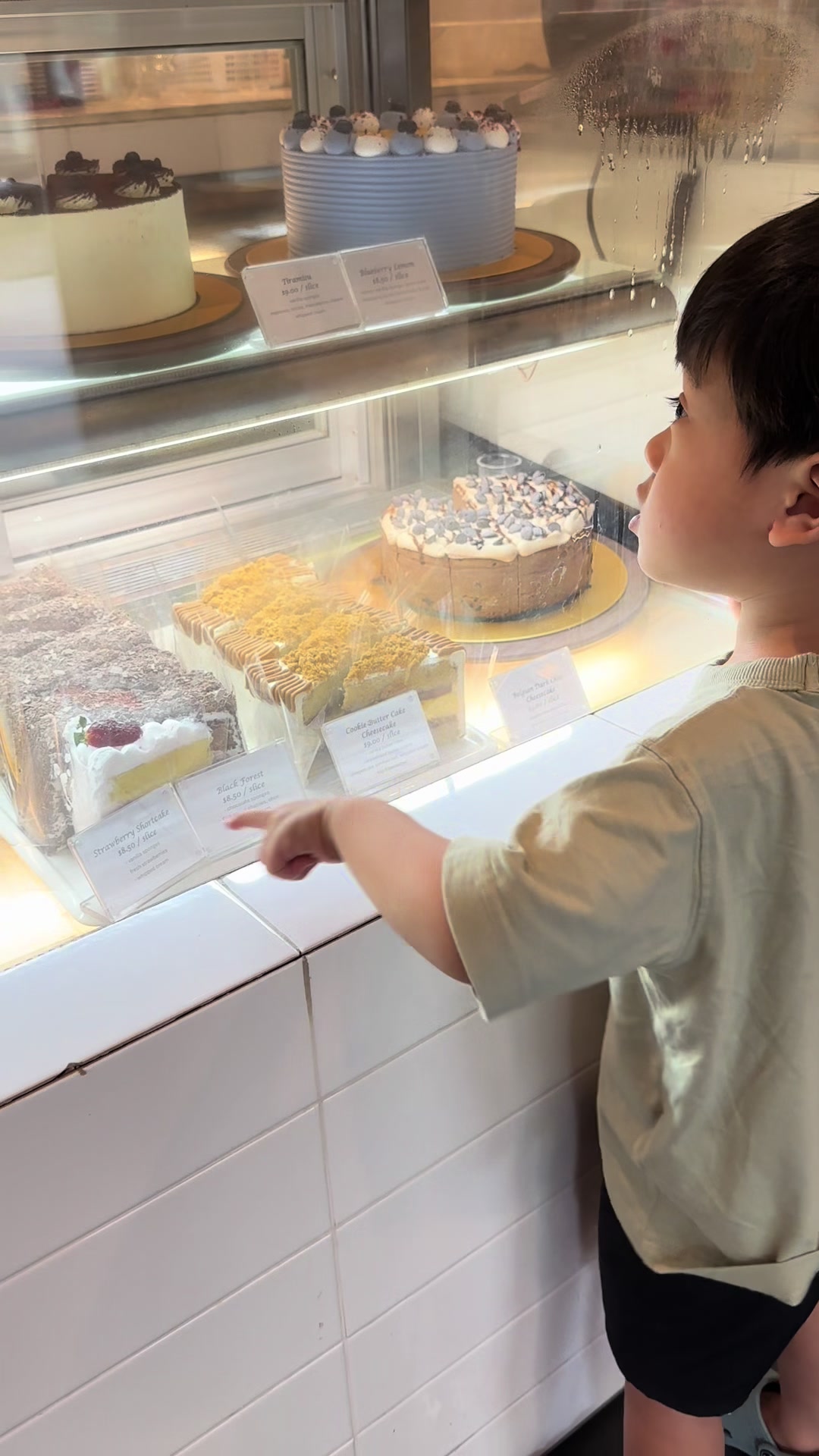 @Lynn's Cakes