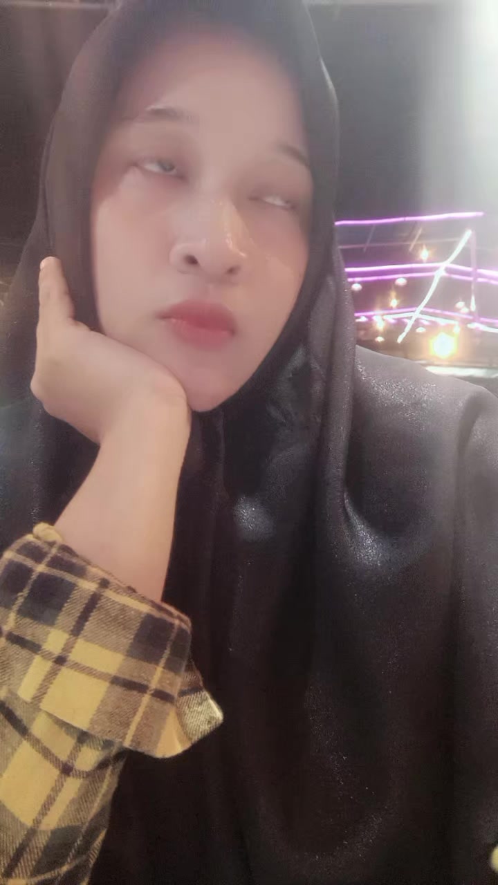 @Hachi