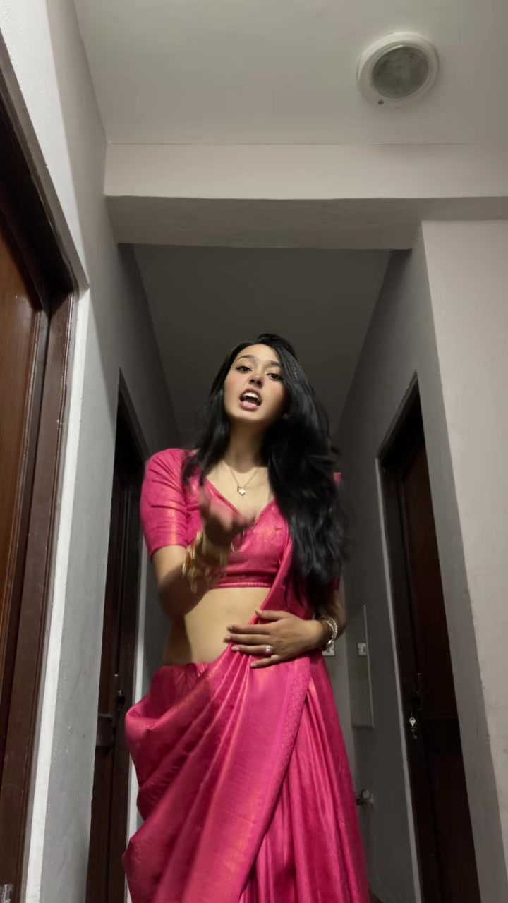 @Anamika🎀