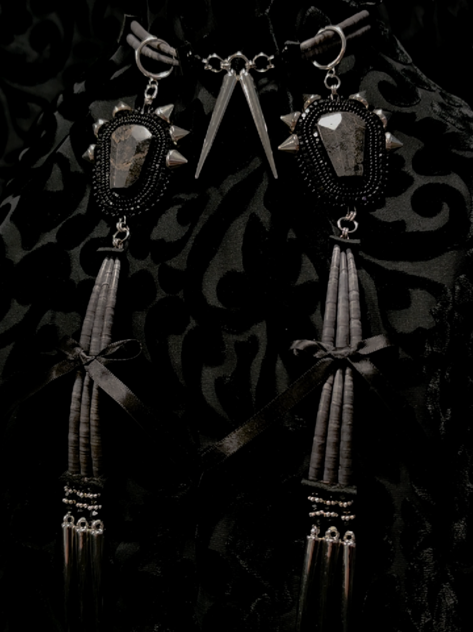 @Gúzhúú Creations