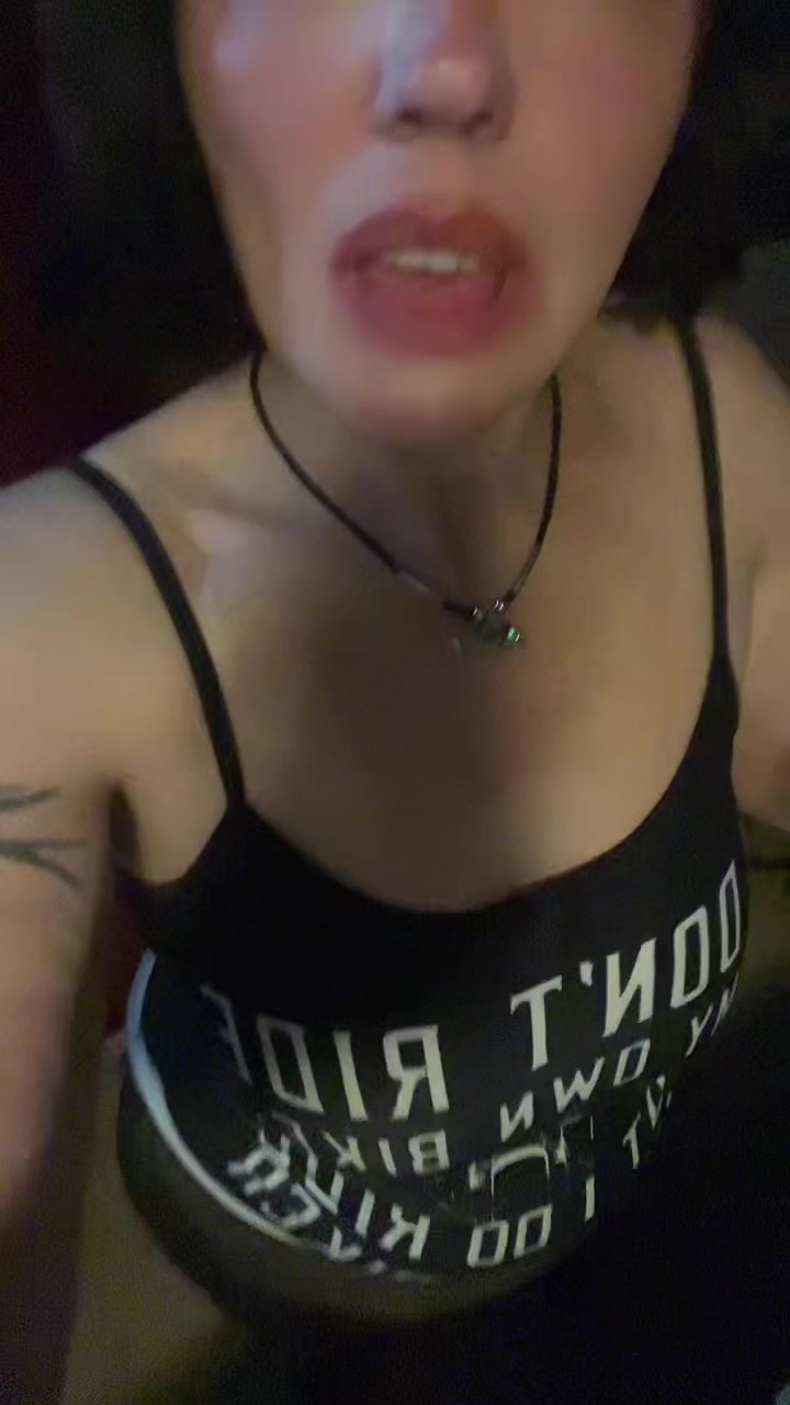 @moonchildhippy