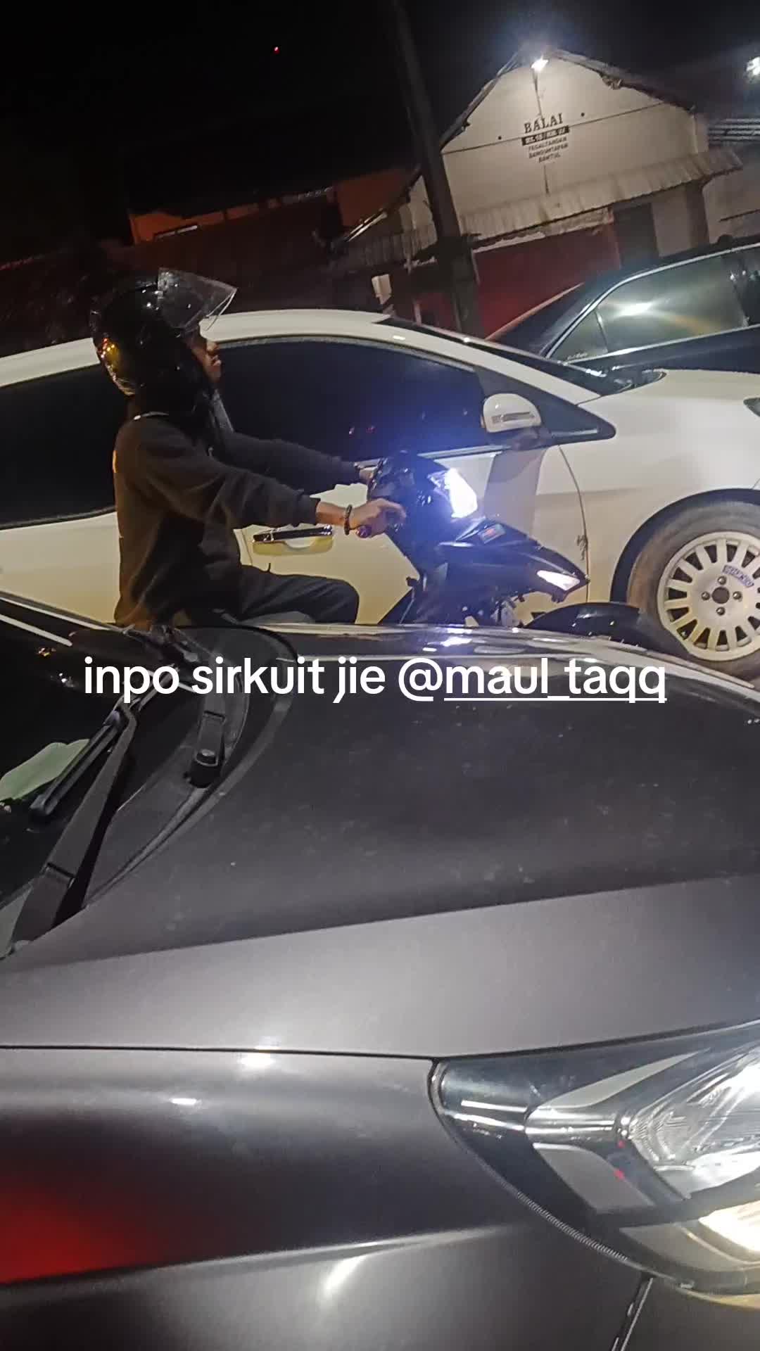 @Cak gomb