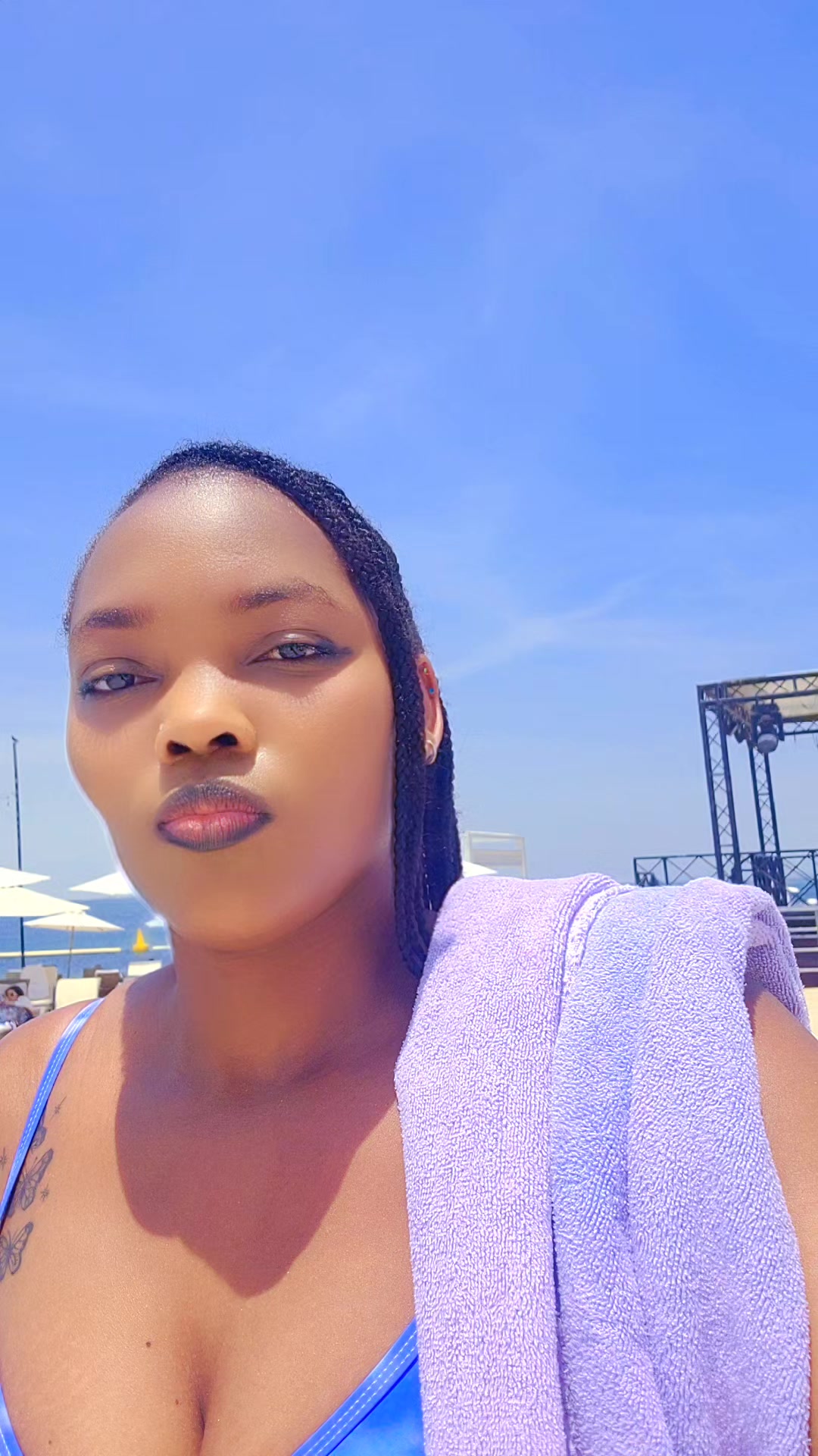@MERUQUEE0 🇰🇪🇦🇪🇺🇲