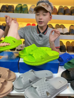 @HẬU Bán Dép