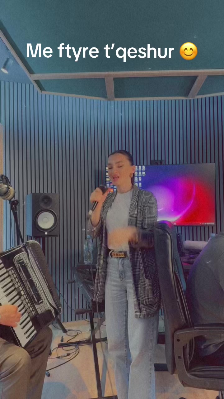 @Xhesilda🎤