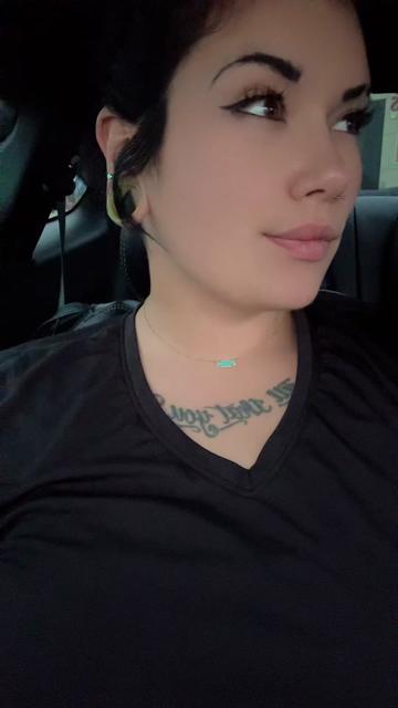 @🖤
