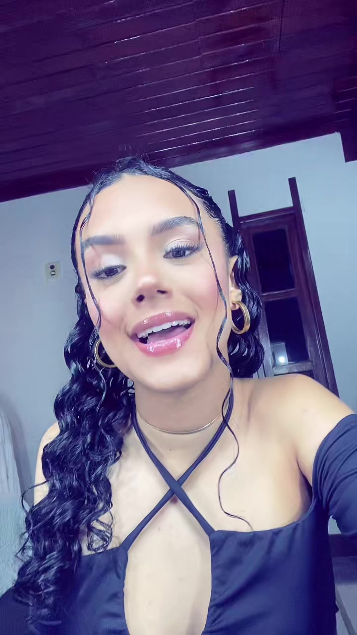 @Angel 💫