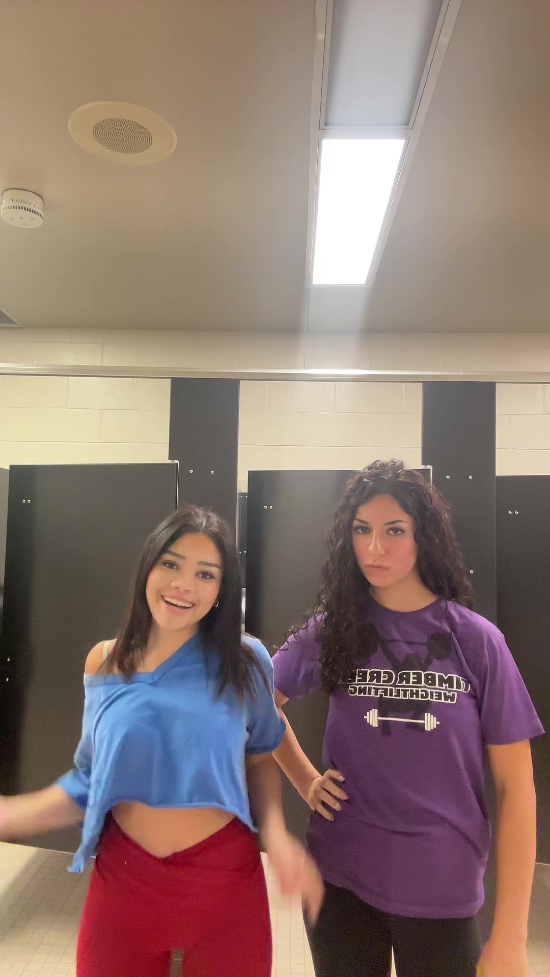 @LindaSpamss