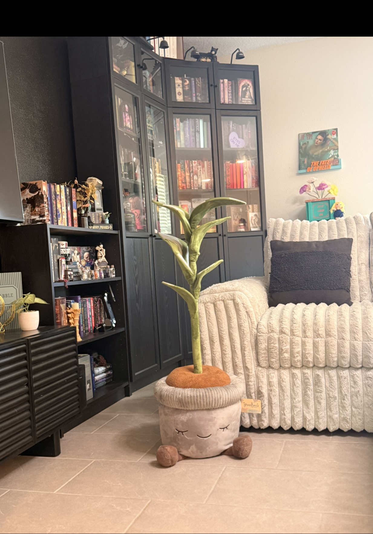@themeetcutebookclubfl