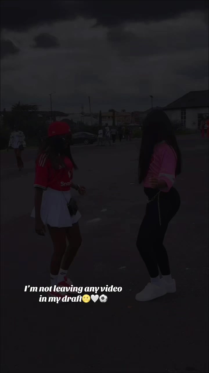 @Best🦋🥹