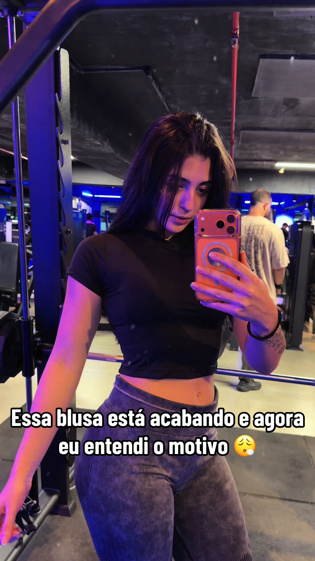 @Ana Carolina