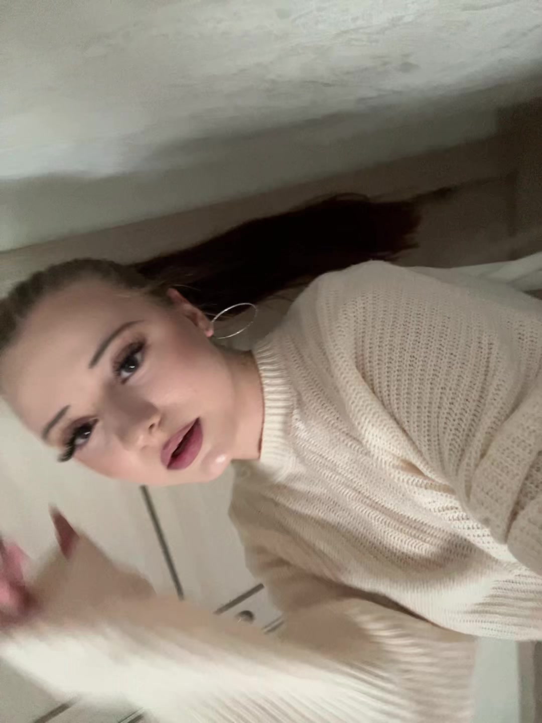 @Persikova