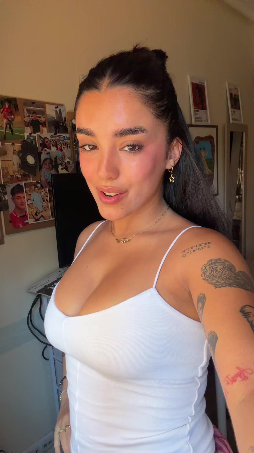 @Eva 111💥