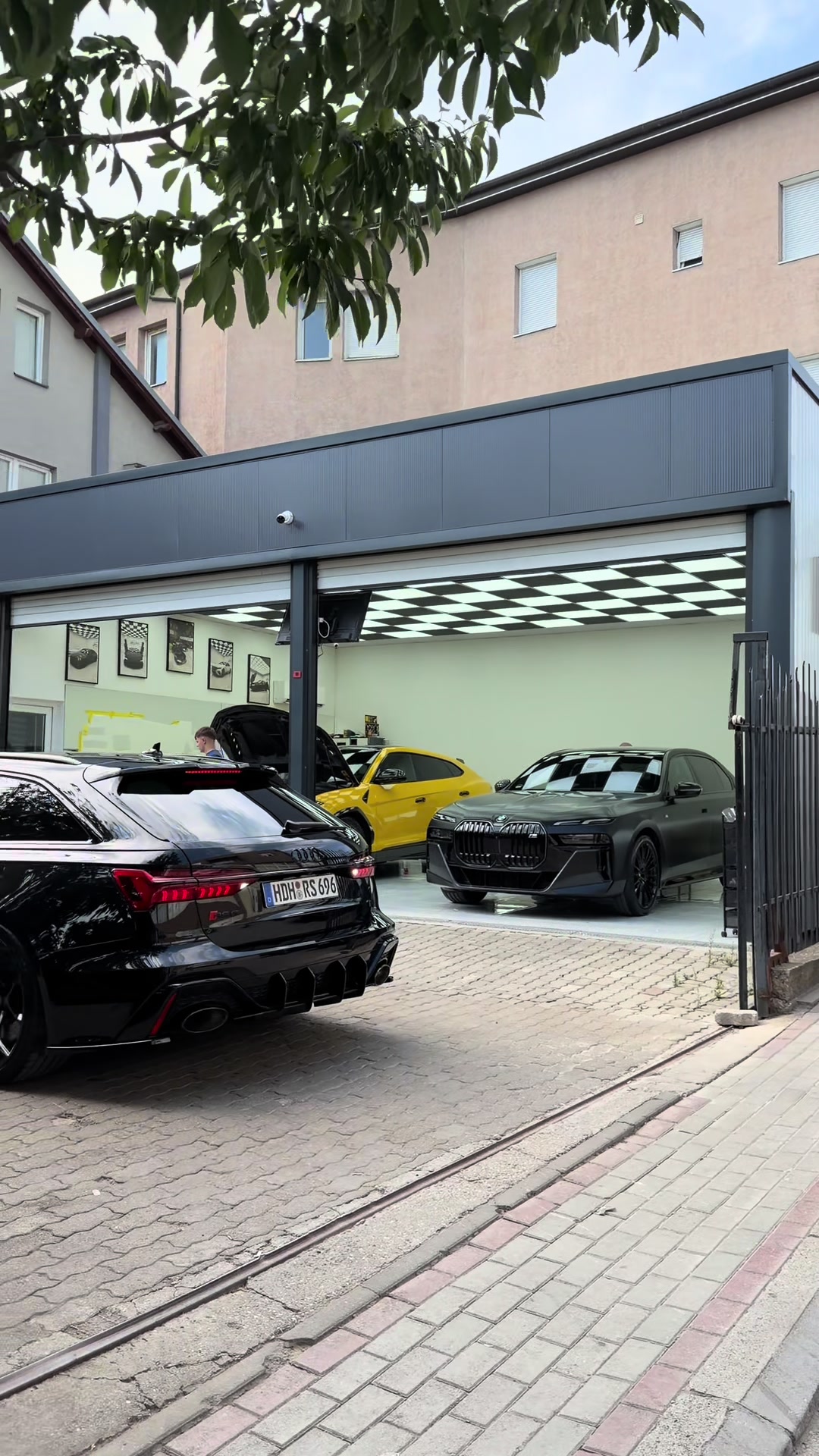 @Advan Plakolli