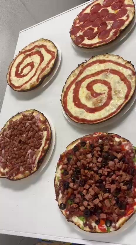 @DeCubapizzeria