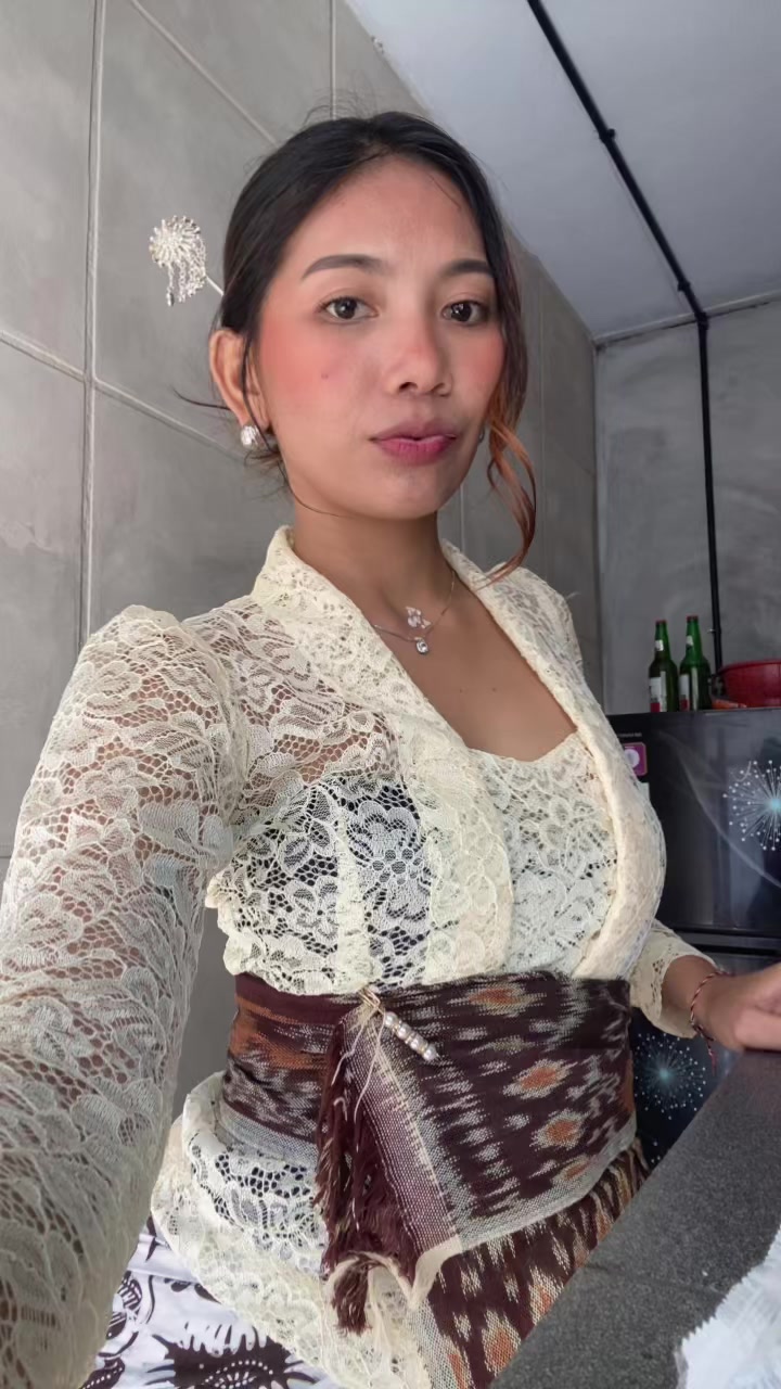 @Mnglia