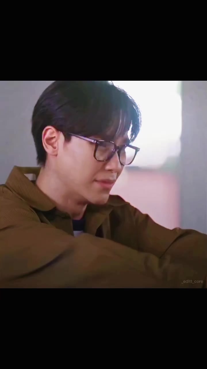 @๐๐ณ๐ถ-๐ด๐ฉ๐ช.