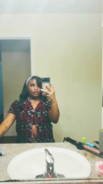 @Ms.domfem👩🏽❤️💋👩🏽😋