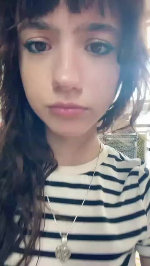 @Ana Lu 🩻