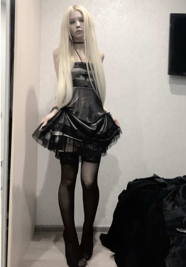 @damnwitchq