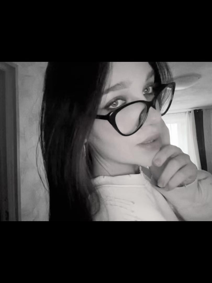 @darsikka_