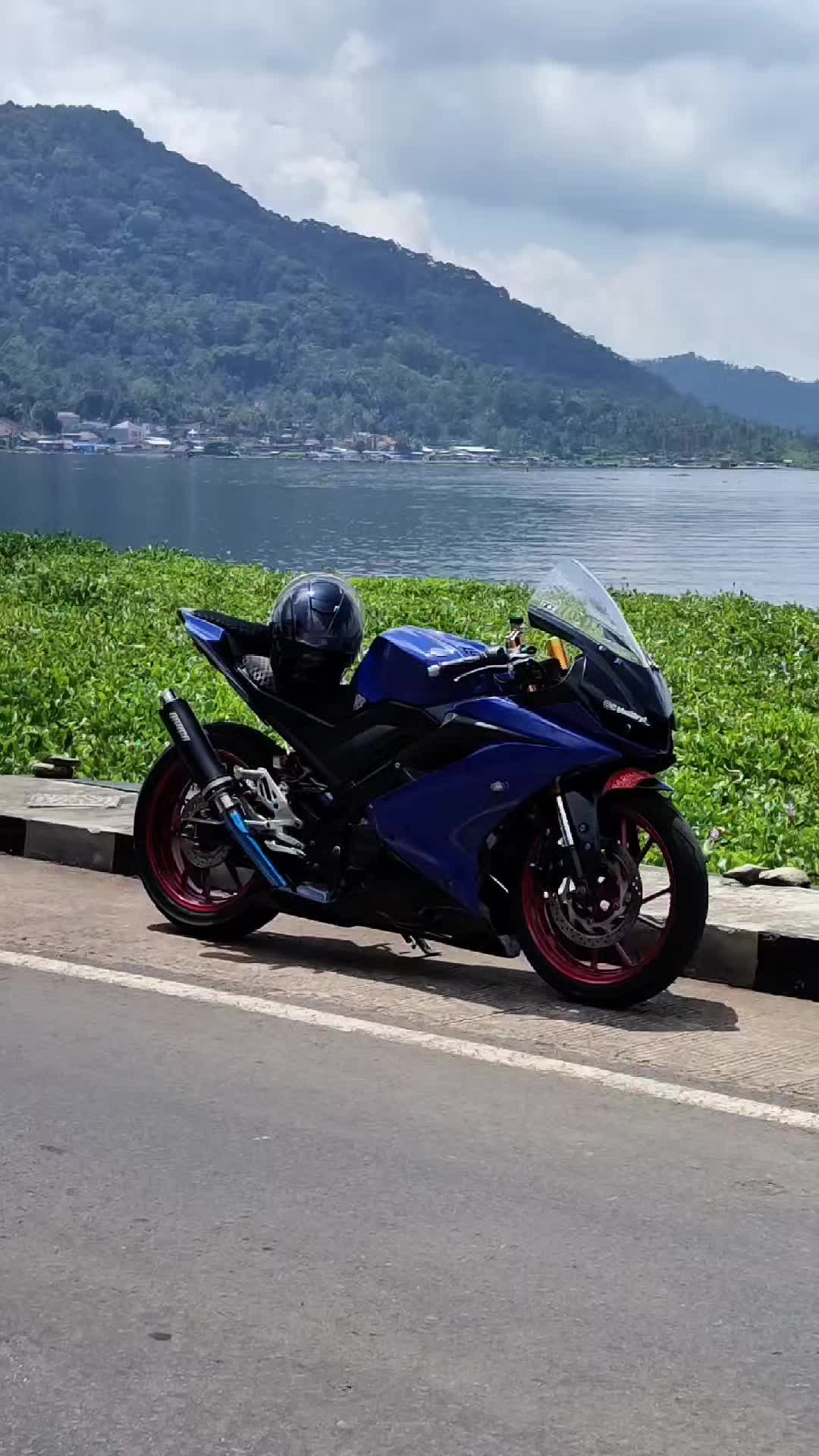 @Byruuv3