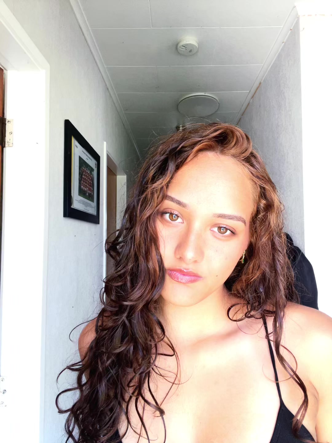 @️