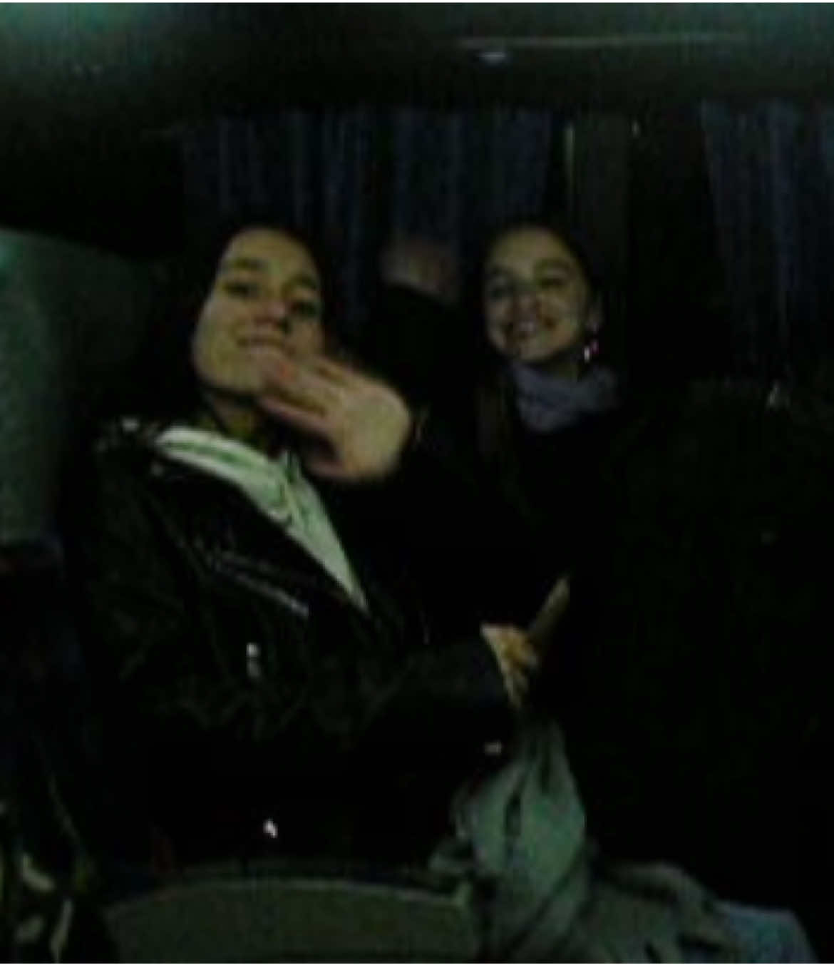 @pili