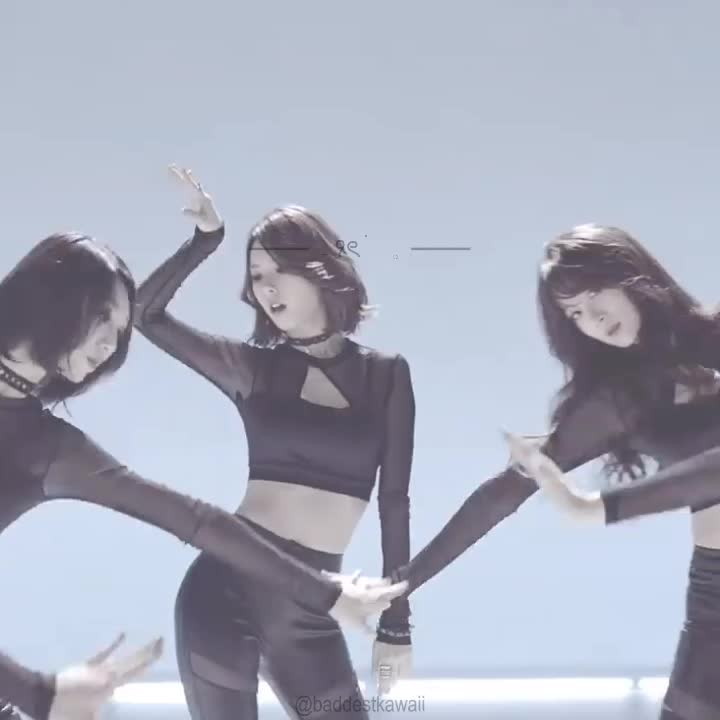 @๐ข๐๐
๐
๐๐ผ๐๐๐๐พ